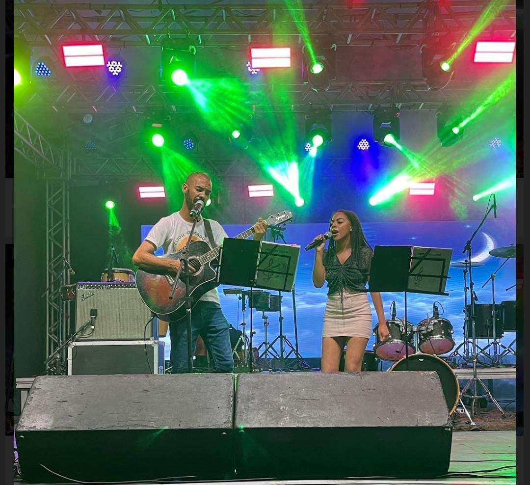 Leonardo Silvart em atividade musical